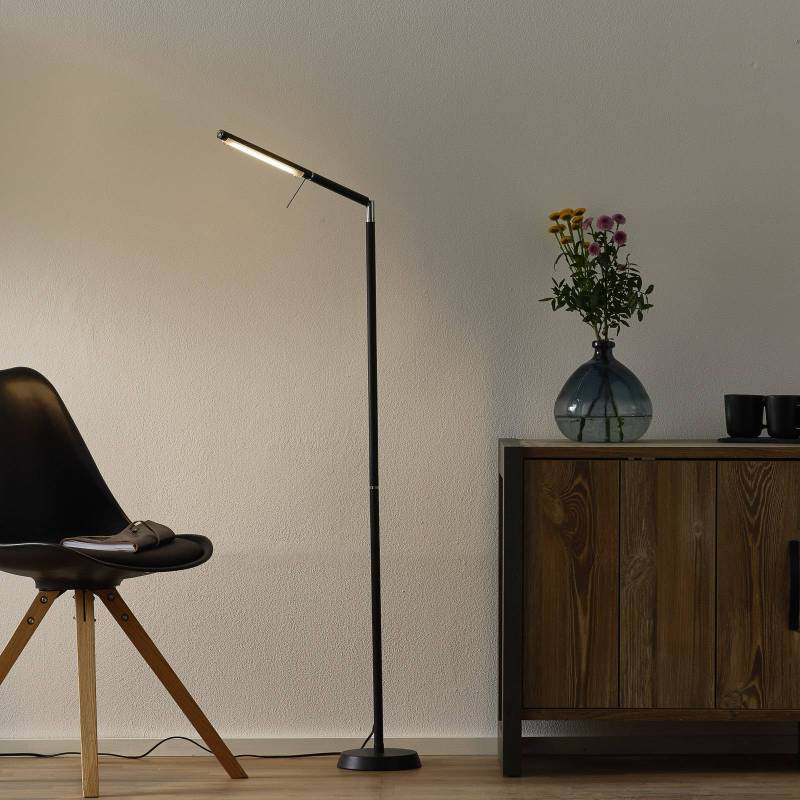 LED-Stehleuchte Filigran, schwarz, dimmbar, verstellbar von Trio Lighting