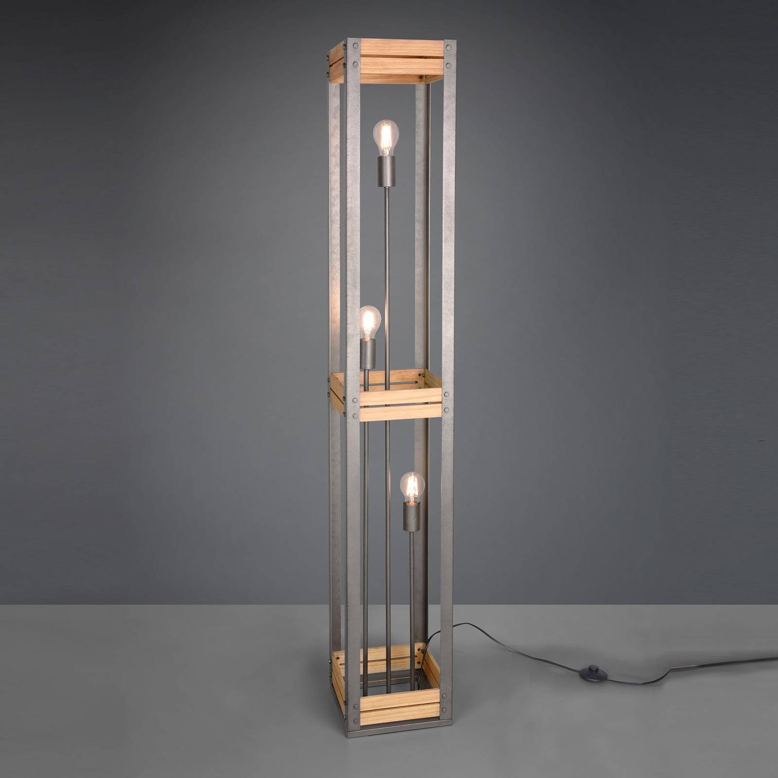 Stehlampe Khan im Vintagestil mit Holzelementen Stehlampe Khan im Vintagestil mit Holzelementen von Trio Lighting