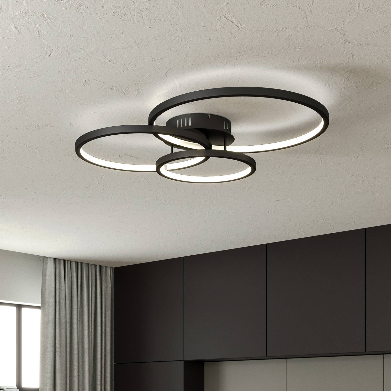 Trio WiZ Aaron smarte LED-Deckenleuchte, anthrazit Trio WiZ Aaron smarte LED-Deckenleuchte, anthrazit von Trio Lighting