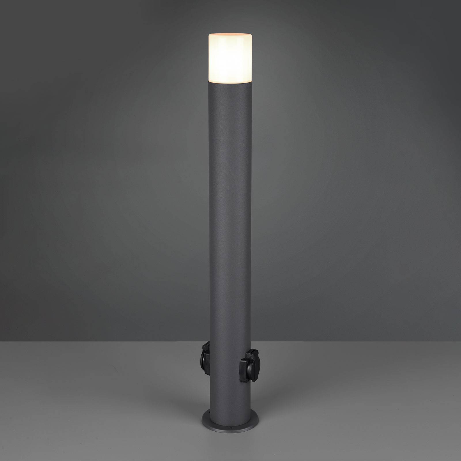 Wegeleuchte Hoosic mit Steckdosen, anthrazit Wegeleuchte Hoosic mit Steckdosen, anthrazit von Trio Lighting