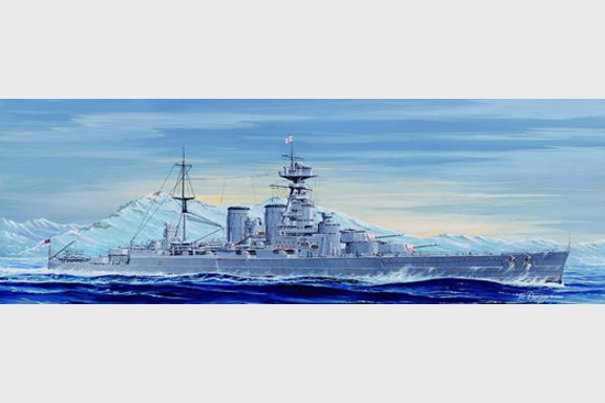 HMS HOOD 1931 von Trumpeter