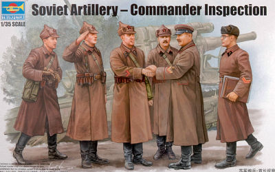 Soviet Artillery - Commander Inspection von Trumpeter