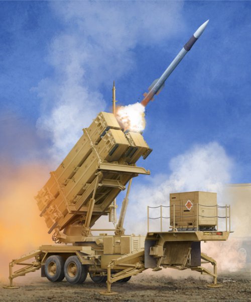 US M901 Launching Station w/MIM-104F Patriot SAM System (PAC-3) von Trumpeter