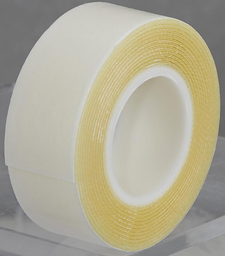UHU doppelseitiges Klebeband 19 mm x 1.5 m weiß von UHU