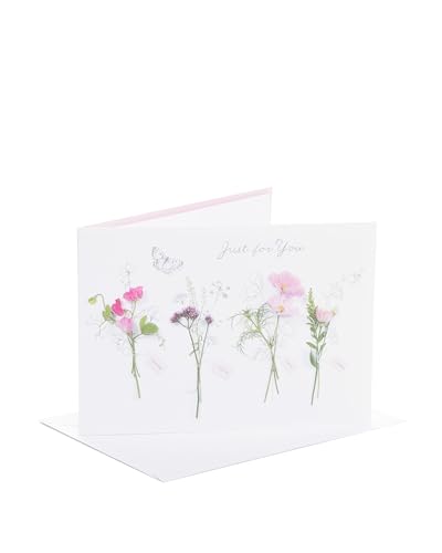 Geburtstagskarte für Ihre Freundin, schönes Blumenmuster von UK Greetings