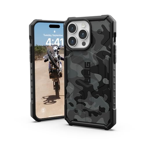 URBAN ARMOR GEAR Pathfinder Hülle kompatibel mit Apple iPhone 15 Pro Max Case [Wireless Charging/Magnetisches Aufladen kompatibel, Fallschutz nach Militärstandard] Midnight camo von URBAN ARMOR GEAR