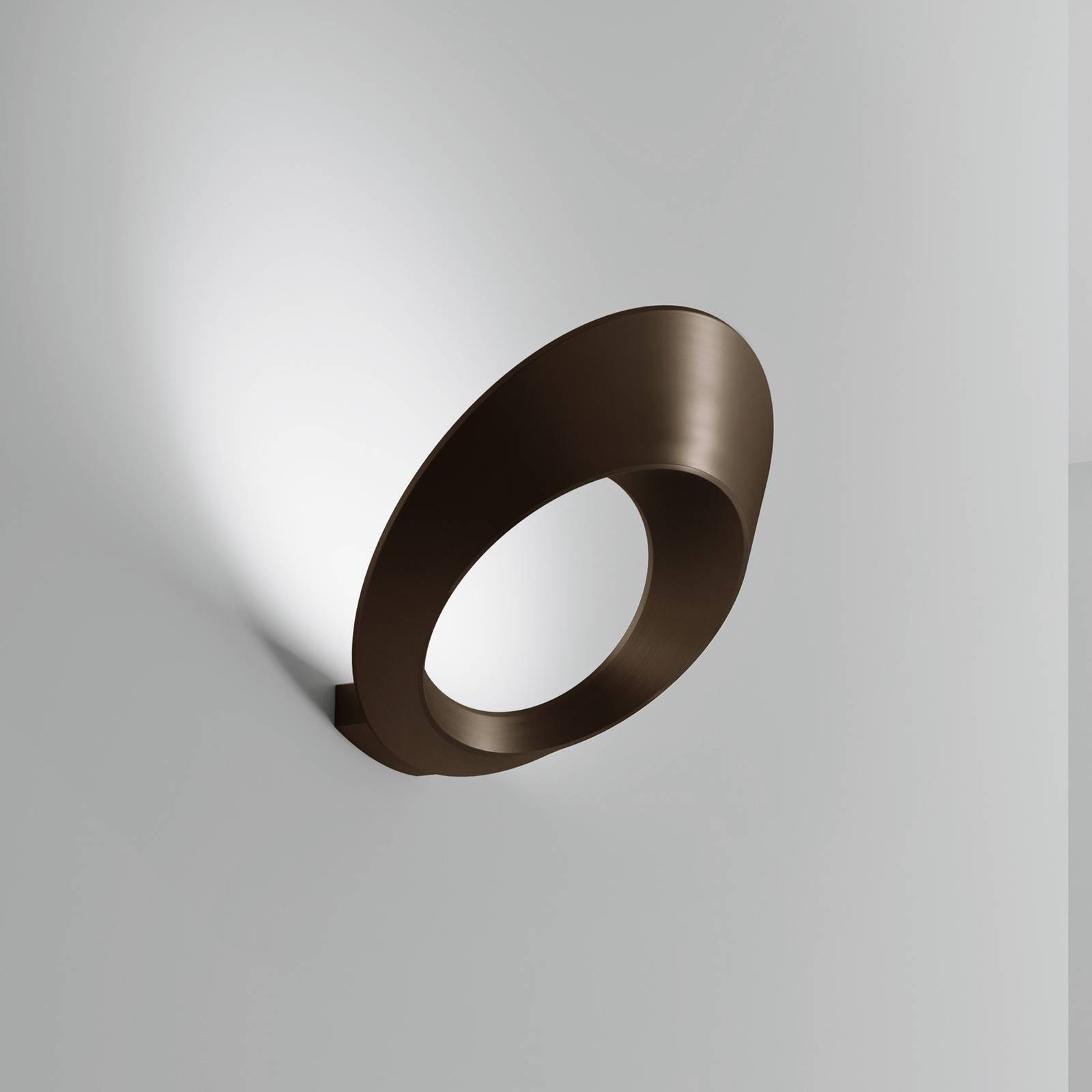 LED-Wandleuchte Olo, bronzefarben, Metall, 25,5 cm breit LED-Wandleuchte Olo, bronzefarben, Metall, 25,5 cm breit von URBAN by Sforzin