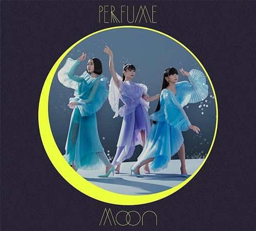 Moon - Version A - incl. Blu-Ray von Universal Japan