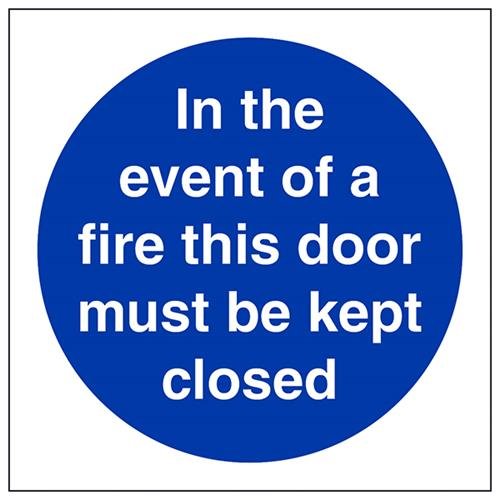 VSafety In The Event Of Fire This Door Must Be Closed, quadratisch, 100 x 100 mm, 1 mm starrer Kunststoff von V Safety
