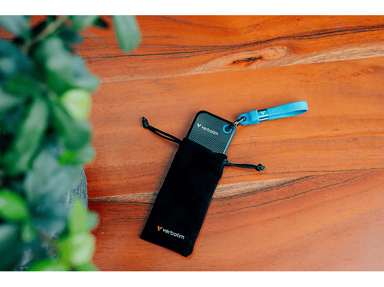 VERBATIM Pocket USB 3.2 Gen 2 Festplatte, 1 TB SSD, extern, Schwarz/Blau VERBATIM Pocket USB 3.2 Gen 2 Festplatte, 1 TB SSD, extern, Schwarz/Blau von VERBATIM