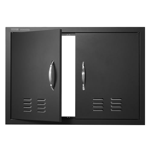 VEVOR Grill-Zugangstür, 762 x 533 x 46 mm, Doppelte Außenküchentür, Flächenbündig Montierte Kaltplattentür, Vertikale Wandtür mit Griffen und Lüftungsschlitzen, für Grillinsel, Grillstation usw. VEVOR Grill-Zugangstür, 762 x 533 x 46 mm, Doppelte Außenküchentür, Flächenbündig Montierte Kaltplattentür, Vertikale Wandtür mit Griffen und Lüftungsschlitzen, für Grillinsel, Grillstation usw. von VEVOR