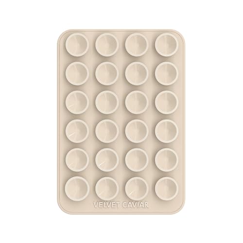 Velvet Caviar Saugnapf-Handyhülle, nur kompatibel mit MagSafe-Geräten, magnetisch, Silikon, klebrige Handy-Halterung für iPhone, Spiegelgreifer (Sandstein) von Velvet Caviar