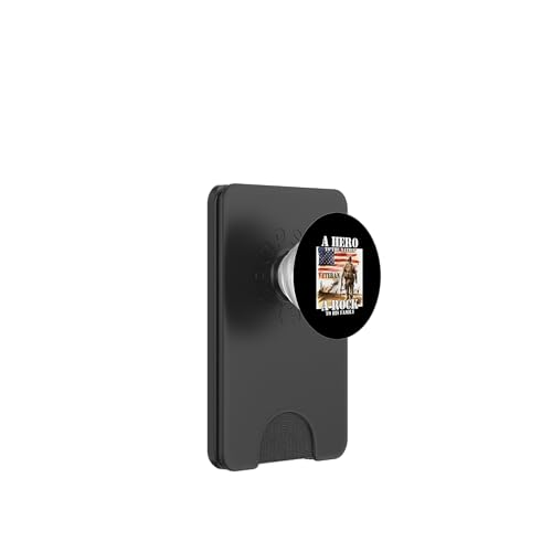 Ein Held für die Nation Ein Stein für seinen Familienveteranen Vater PopSockets PopWallet für MagSafe Ein Held für die Nation Ein Stein für seinen Familienveteranen Vater PopSockets PopWallet für MagSafe von Veteran Dad Hero Apparel.USA