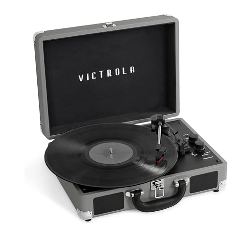 Victrola Journey+ Bluetooth-Kofferplattenspieler mit DREI Abspielgeschwindigkeiten | GRAU | VSC-400SB-NWG von Victrola