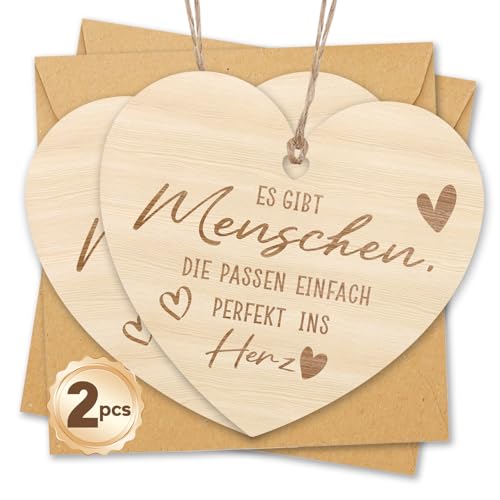 Vielucks Holz Karte Freundin Geschenk - ES GIBT MENSCHEN,DIE PASSEN EINFACH PERFEKT INS HERZ Herzform mit Umschläge, Holzdeko zum Selber Beschriften, Geschenk für Freundin Geburtstag (EG-2PCS) von Vielucks