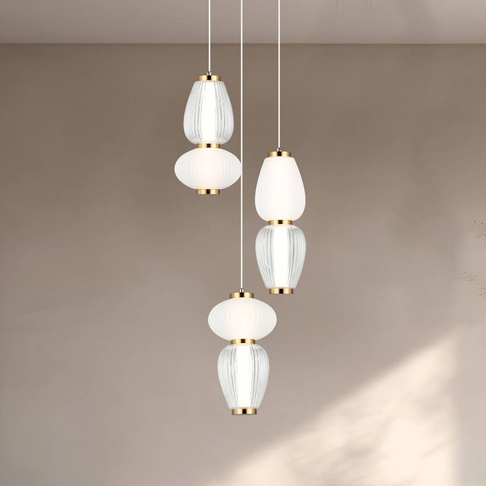 LED-Hängelampe Shiny, Ø 60 cm, klar/weiß, Glas LED-Hängelampe Shiny, Ø 60 cm, klar/weiß, Glas von Viokef