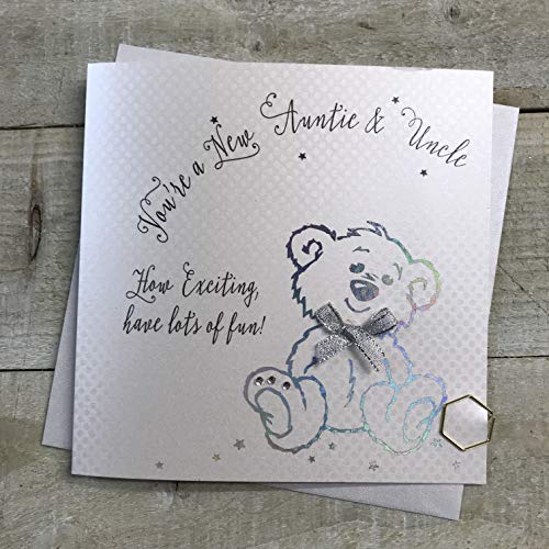 WHITE COTTON CARDS B264 Grußkarte, Aufschrift You're A New Auntie & Onkel How Exciting, Have Lots of Fun, handgefertigt, Motiv Teddybär, silberfarben von WHITE COTTON CARDS