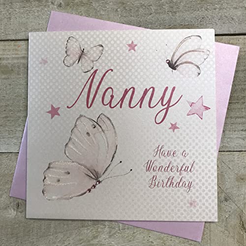 White Cotton Cards PD99 Geburtstagskarte, Aufschrift"Nanny Have A Wonderful Birthday", handgefertigt, Weiß von WHITE COTTON CARDS