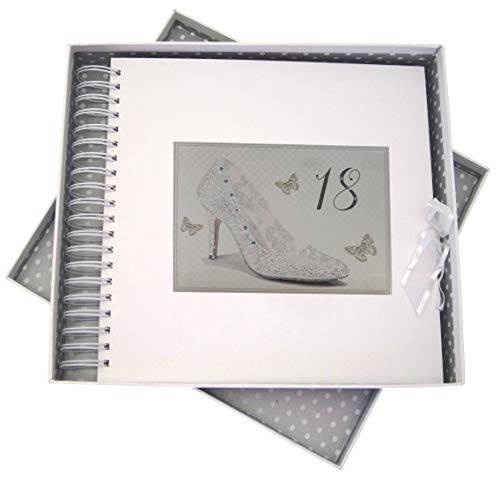 White Cotton Cards SHU18C Glückwunschkarte und Erinnerungsbuch zum 18. Geburtstag, Motiv: Silberschuh von WHITE COTTON CARDS
