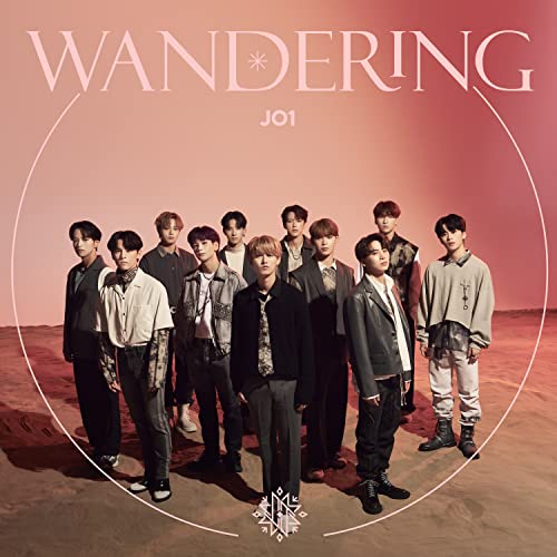 WANDERING(初回限定盤B)CD+PHOTO BOOK von WHJC