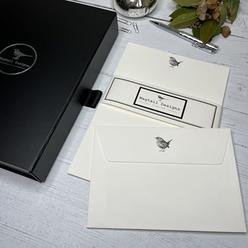 Wagtail Designs Schreibpapier-Geschenk-Set mit Zaunkönigin-Illustration in einer schönen schwarzen Schreibmappe (18) von Wagtail Designs