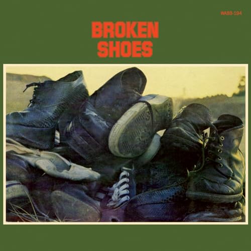Broken Shoes [Vinyl LP] von We Are Busy Bodies
