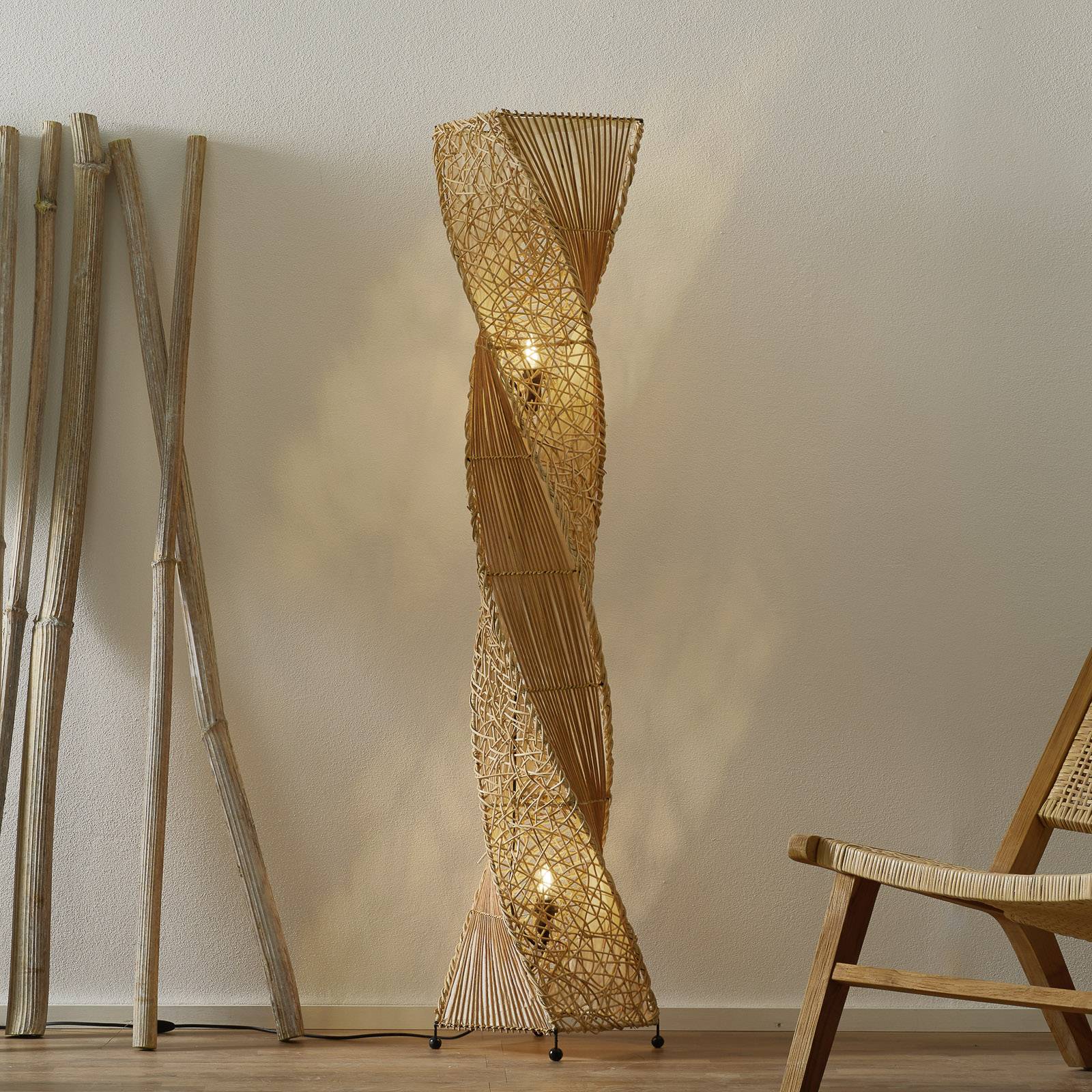 Stehleuchte Marco, gedreht, 150 cm Stehleuchte Marco, gedreht, 150 cm von Woru