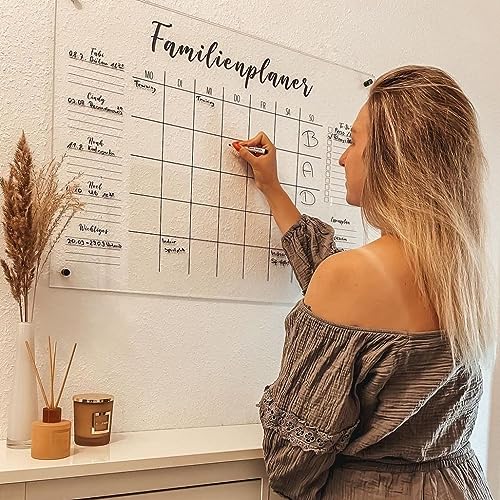 Wunsch Kalender - personalisierter Wandkalender - 5-Namen Familienplaner - wiederverwendbarer Kalender aus Acrylglas - Familienplaner abwischbar - Hingucker für jeden Raum von Wunsch Kalender