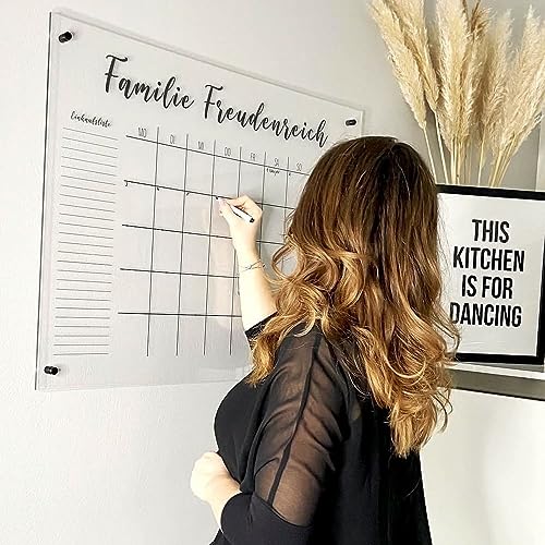 Wunsch Kalender - personalisierter Wandkalender - Monatsplaner - wiederverwendbarer Kalender aus Acrylglas - Familienplaner abwischbar - Hingucker für jeden Raum von Wunsch Kalender