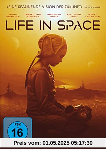 Life in Space von Wyatt Rockefeller