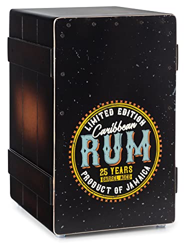 XDrum Design Series Cajon “Rum” - Designer-Cajon mit Vintage-Aufdruck - Integrierter Bass Port - Korpus aus HPL in Bananenkisten-Optik - Fest installierter Snare-Teppich von XDrum