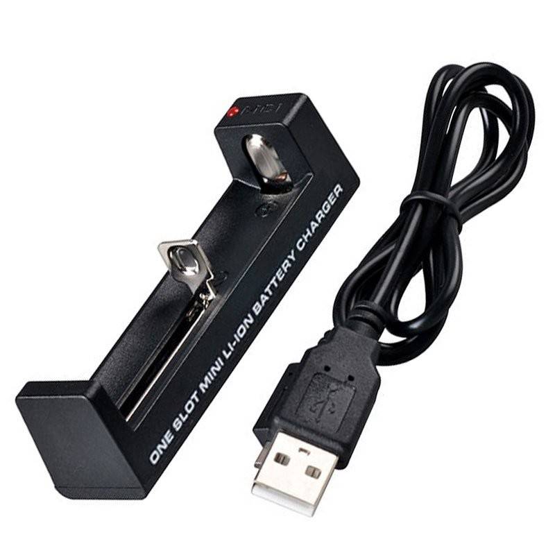 1-Schacht USB-Schnellladegerät mit bis zu 1Ah Ladestrom von Xtar