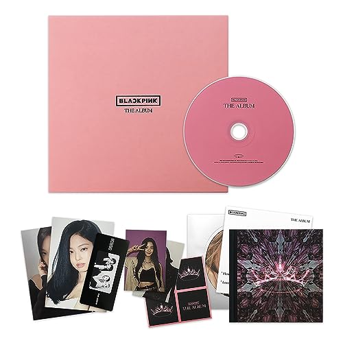 BLACKPINK - [THE ALBUM] (VERSION #2) Hardcover Photobook + Postcard Set + Credits Sheet + Lyrics Booklet + Photocard + Postcard + Sticker + Mounted Photocard + CD + 2 Pin Badges + 4 Extra Photocards von YG Ent.