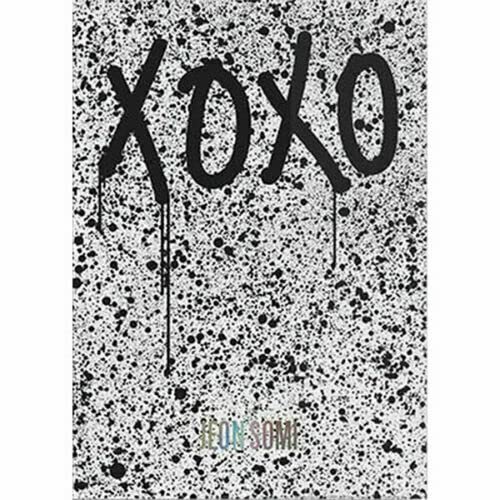 JEON SOMI XOXO The First Album ( O ) Ver. 1ea CD+1ea Photo Book+8ea Post Card+1ea Mini Note+1ea Sticker Set(1set 2ea)+1ea Pin Button+1ea Photo Card von YG Ent.