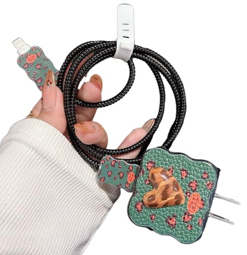 Yivenbarity Niedlicher Ladekabelschutz für iPhone, Ladekabel, Geparden-Druck mit Liebesherz-Design, 5-in-1 DIY weicher Kabelschutz, Datenkabelschoner für Damen, für iPhone / iPad, 18 W/20 W Ladehülle von Yivenbarity