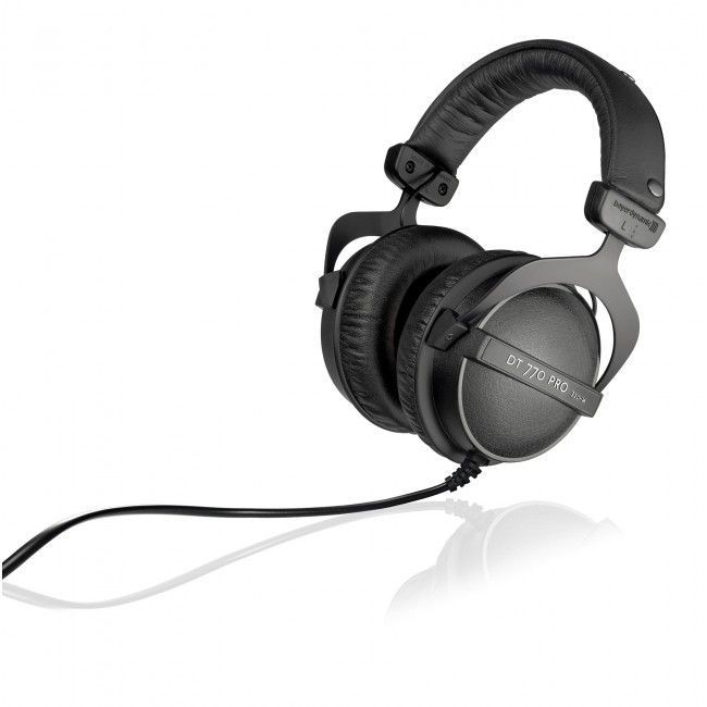 Beyerdynamic DT 770 PRO 32 Ohm Kopfhörer Beyerdynamic DT 770 PRO 32 Ohm Kopfhörer