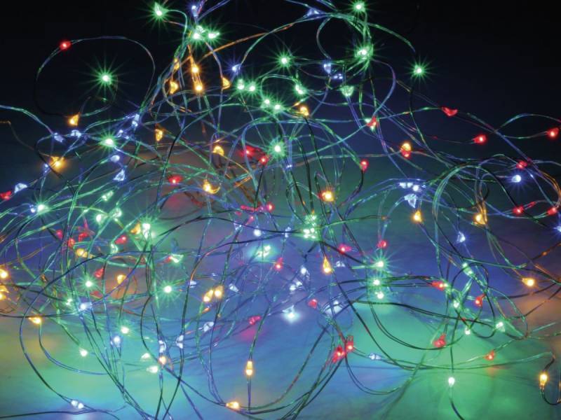 LED-Lichterkette Vorhang, Silberdraht, 100 LEDs, bunt, 230V~, Innen/Außen von FREE & EASY, Self Import Agencies