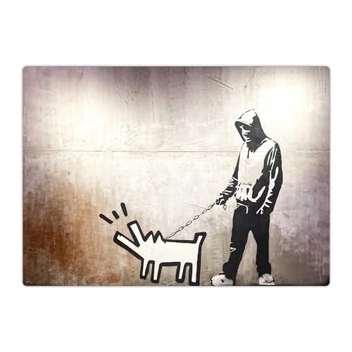 Schreibtischunterlage abwaschbar – 70x50 cm – Banksy – man with dog – aus premium vinyl – Made in Germany von coveryourdesk www.cover-your-desk.de
