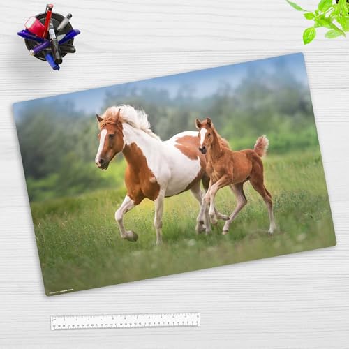 Schreibtischunterlage für Kinder und Erwachsene - Pferde Mama mit Fohlen - 60 x 40 cm - aus hochwertigem Vinyl - Made in Germany von coveryourdesk www.cover-your-desk.de