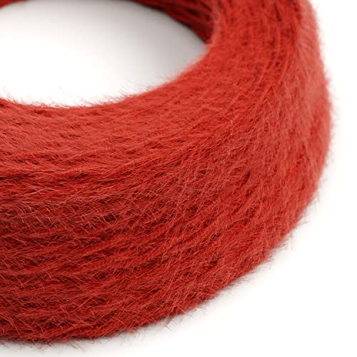 Textilkabel 2,5 Meter mit Querschnitt 2 x 0,75 - Das Original Creative-Cables - Geflecht aus pelzigem Stoff - Feuerrot Marlene Textilkabel 2,5 Meter mit Querschnitt 2 x 0,75 - Das Original Creative-Cables - Geflecht aus pelzigem Stoff - Feuerrot Marlene von creative cables