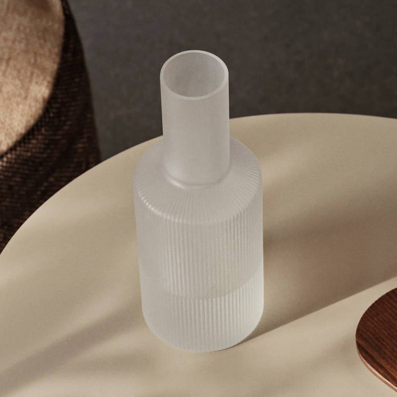 ferm LIVING Karaffe Ripple, weiß, 1 L, Glas, mundgeblasen von ferm LIVING