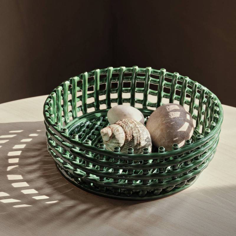 ferm LIVING Korb Ceramic Centrepiece, grün, Ø 29 cm, Keramik von ferm LIVING