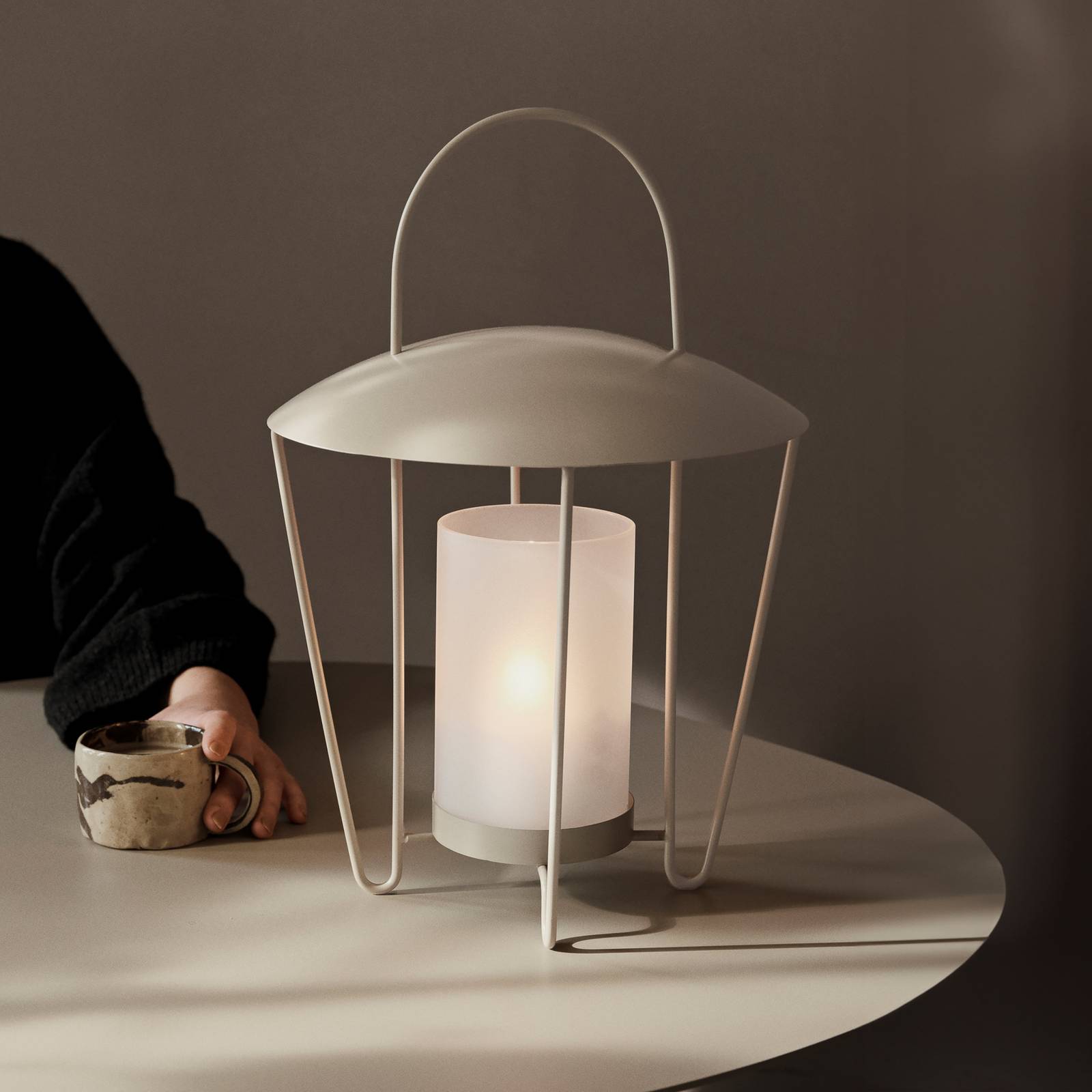 ferm LIVING Laterne Abri, beige, Edelstahl, Glas, Ø 30 cm ferm LIVING Laterne Abri, beige, Edelstahl, Glas, Ø 30 cm von ferm LIVING