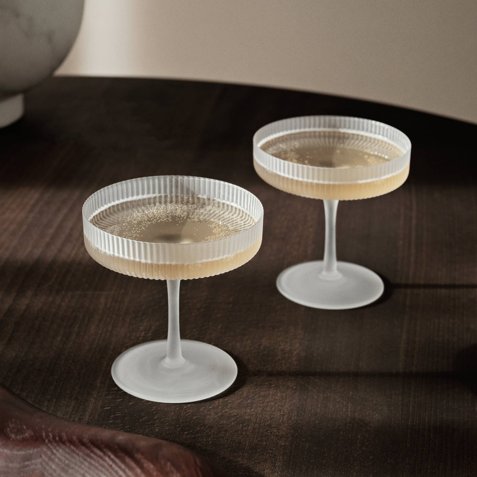 ferm LIVING Sektschale Ripple, weiß, 150 ml, Glas, 2er-Set ferm LIVING Sektschale Ripple, weiß, 150 ml, Glas, 2er-Set von ferm LIVING