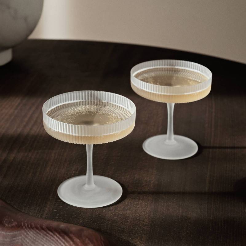 ferm LIVING Sektschale Ripple, weiß, 150 ml, Glas, 2er-Set von ferm LIVING