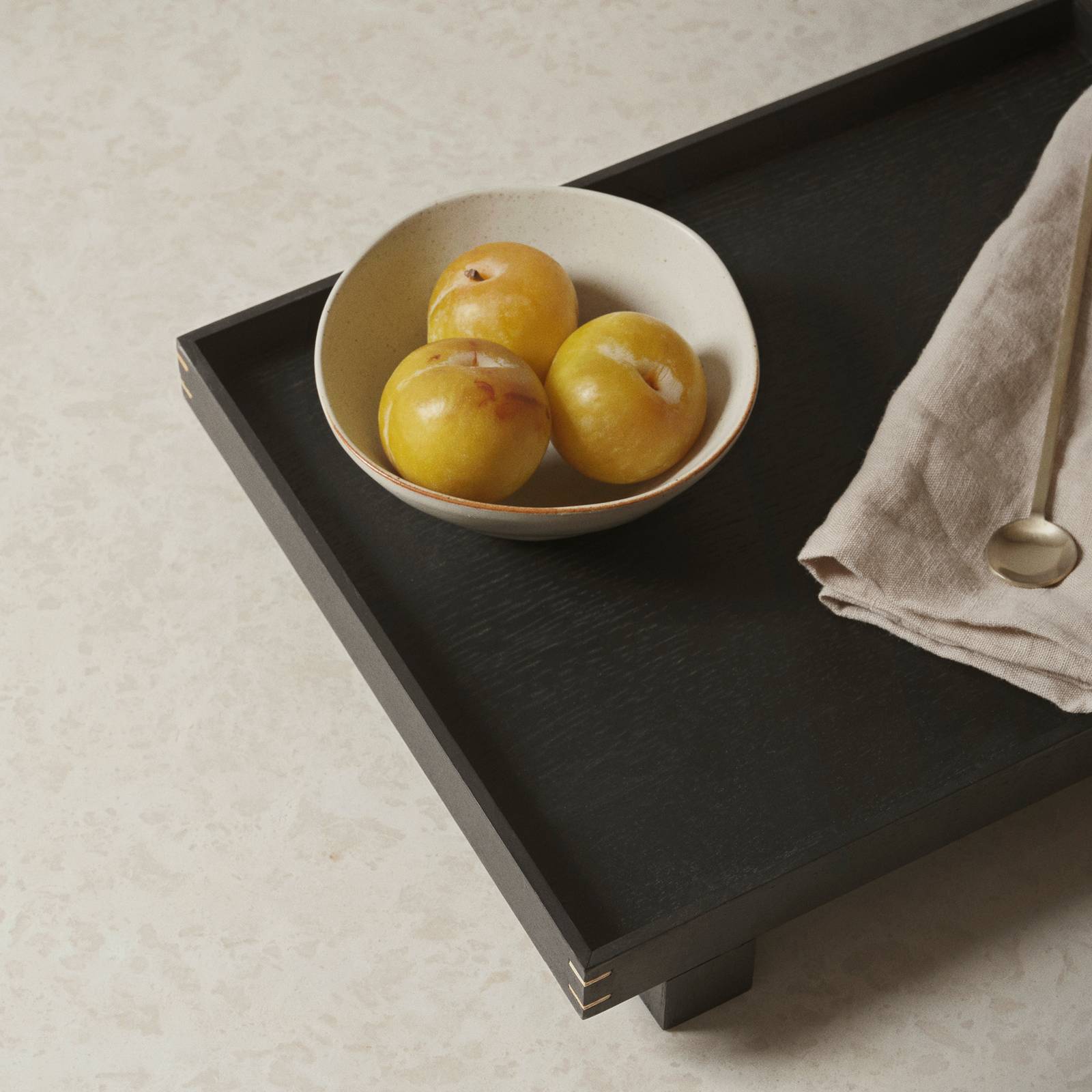 ferm LIVING Tablett Bon Large, Länge 47 cm, schwarz, Holz ferm LIVING Tablett Bon Large, Länge 47 cm, schwarz, Holz von ferm LIVING