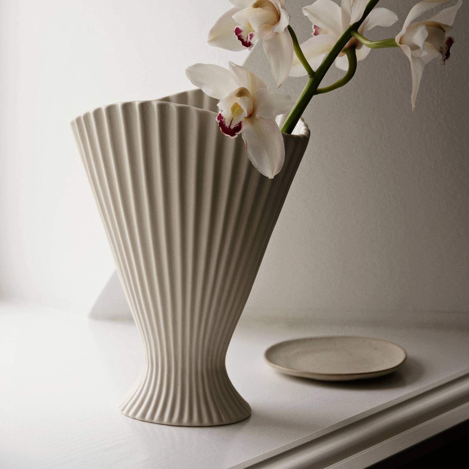 ferm LIVING Vase Fountain, weiß, Höhe 30,5 cm, Keramik ferm LIVING Vase Fountain, weiß, Höhe 30,5 cm, Keramik von ferm LIVING