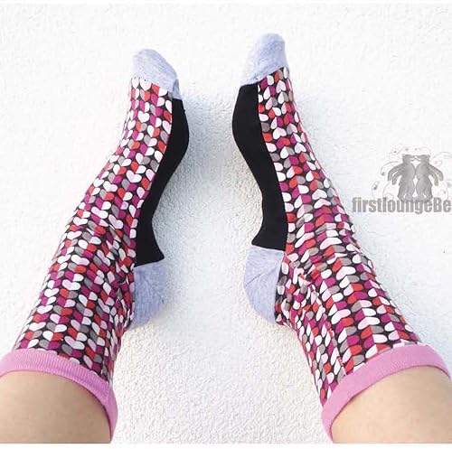 Cuddly SockS Nähanleitung & Schnitt für Kuschelsocken in 14 Größen [Download] von firstloungeberlin