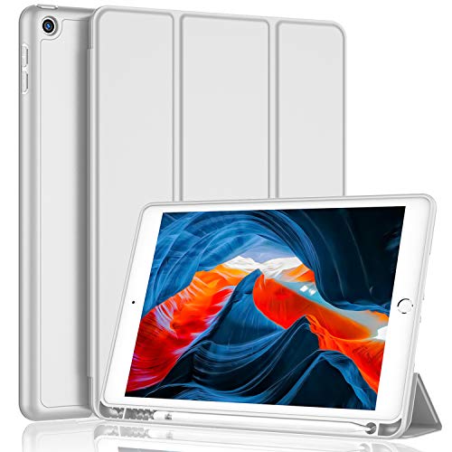 iMieet iPad 9th Generation Hülle 2021/iPad 8th Generation Hülle 2020 10.2 Zoll mit Stifthalter, iPad 7. Generation 2019 Hülle mit weicher Babyhaut Silikon Rückseite, Auto Wake/Sleep Cover (Hellgrau) von iMieet
