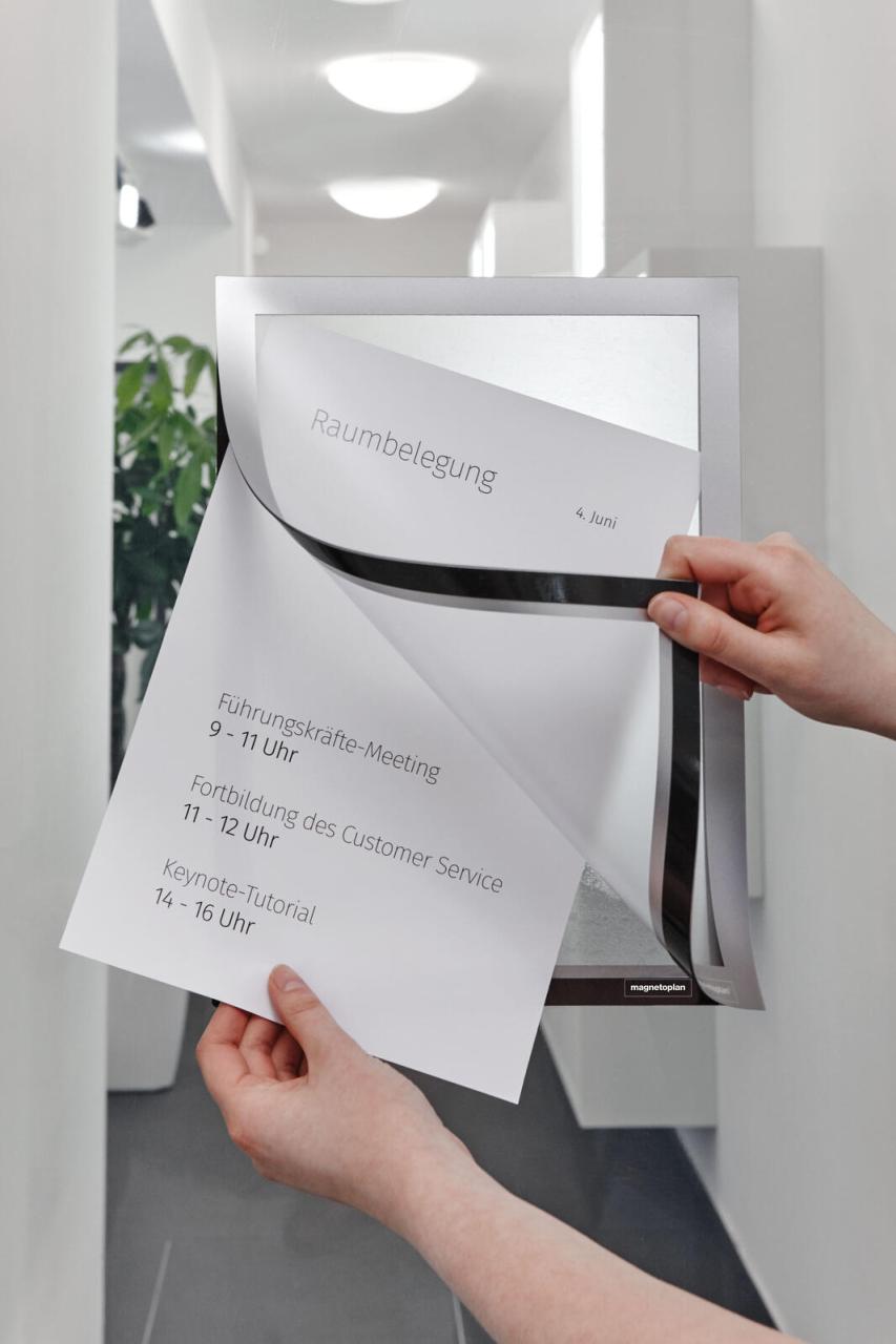 magnetoplan Magnetrahmen selbstklebend A3 silber magnetoplan Magnetrahmen selbstklebend A3 silber von magnetoplan